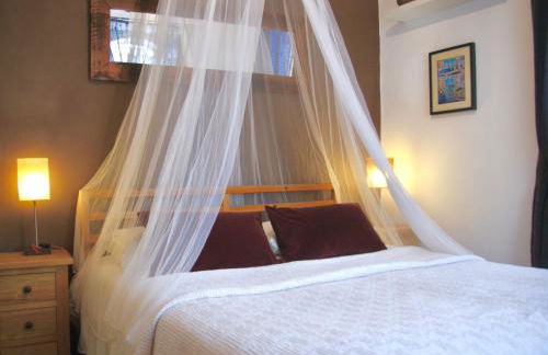 The Corner House - Charming Rustic Home in the Heart of Monchique - Foto 26