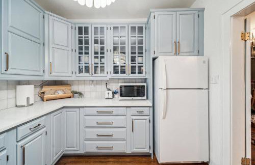 Hottub, Pool Table, Basketball, Firepit, Sleeps 8 - Photo 45