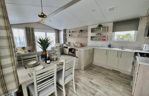 Summer Breeze @ Seven Bays, Padstow - Foto 1