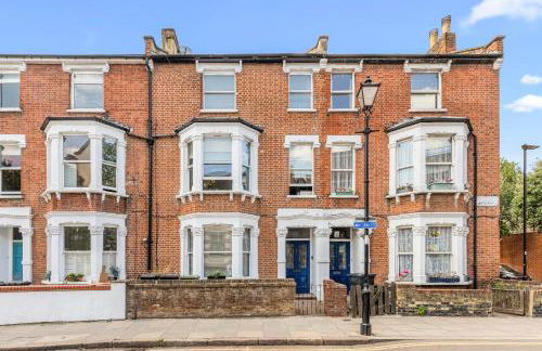 Stylish 2BR Apt in Highbury & Islington with Garden - Foto 37