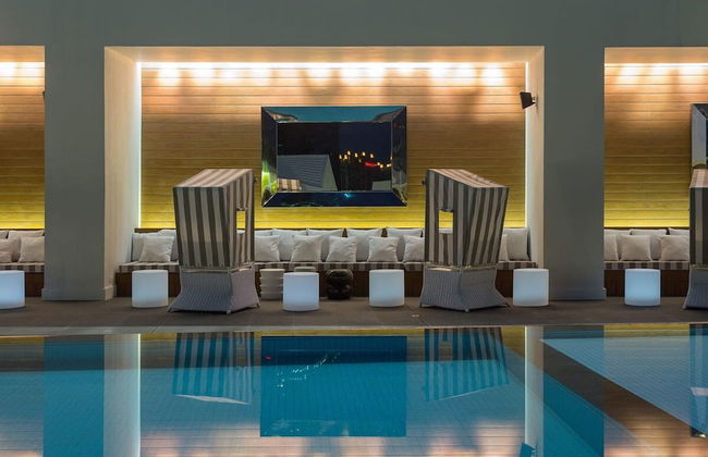 w Prestigious 1BR w Fantastic Balcony in YOO - Foto 41