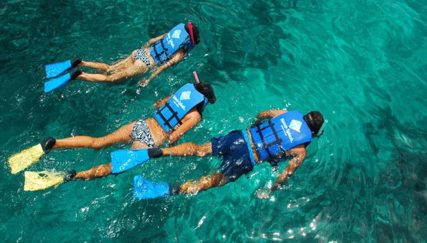 Triple Wave Experience: Catamaran - Parasailing - Banana Boat - Foto 3