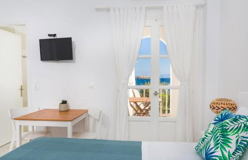 La Mer Seaside Apartments - Photo 7