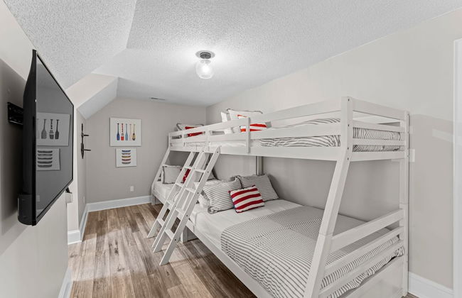 Winding Down by Avantstay Sleeps 20 Dock View - Foto 36