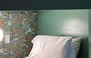 Secluded with Hot tub, Pool table, Arcade, Fishing andTheater Room - Photo 29