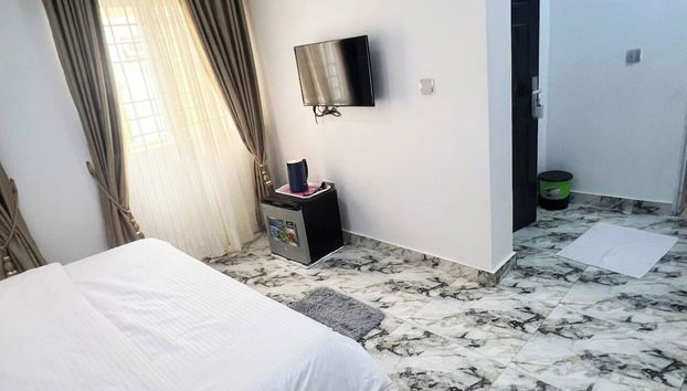 Ayinde homes - Foto 4, Habitación