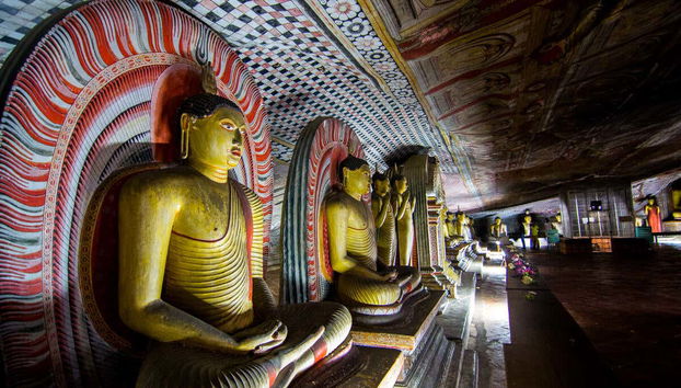 Interior de um dos templos