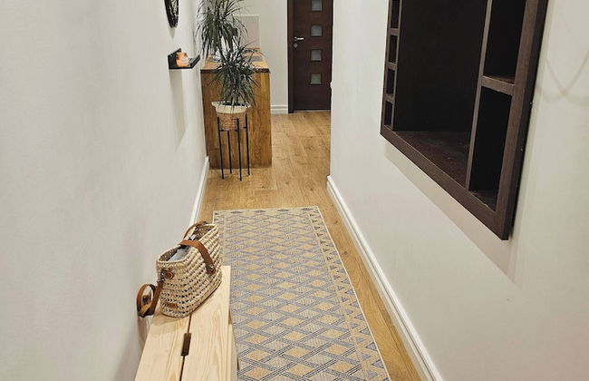 Apartment With a Fire-place - Photo 40