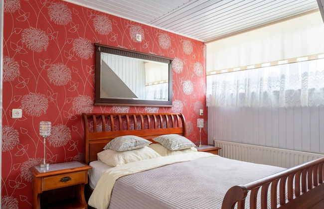 Vlissingen Home Near the Beach - Photo 7