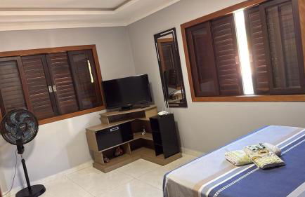 Casa do Delei - Linda casa com piscina em Orleans - Foto 16