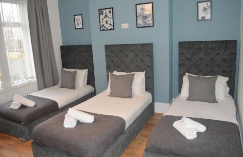 8 bed house 2 miles (7 Mins) from Newcastle centre - Foto 2