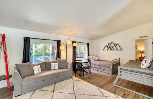 Riverfront Home with Deck, Near Mount Rainier! - Foto 7