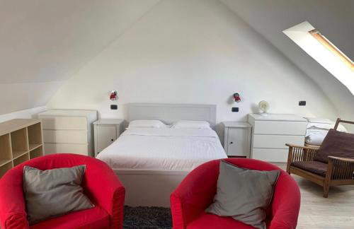 DISNEY & PARIS family Villa sleeps 10 persons with Private Garden & Terrace 4 bedrooms, 3 bathrooms FIBER Wifi Netflix & free Parking - Foto 6