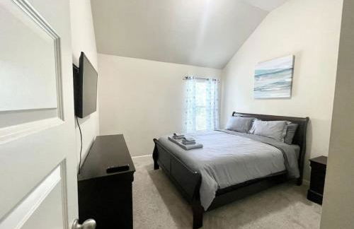 Spacious Home, Patio, Yard, WiFi, Near Speedway - Foto 10