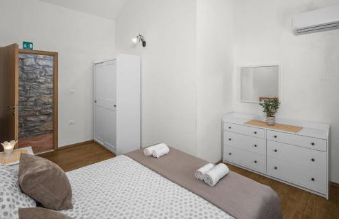 Four-Bedroom Apartment In Nova Vas - Foto 37