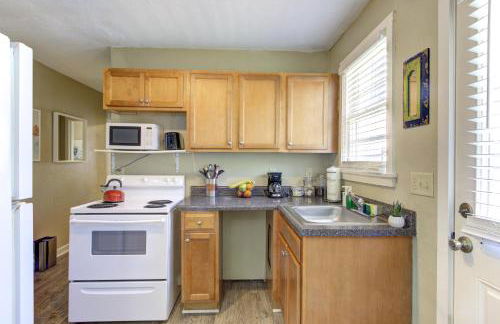 Peaceful Retreat in Gated Midtown Community - Foto 4