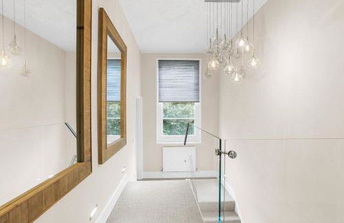 Homefield - Chic charm with unrivalled river views - Foto 30