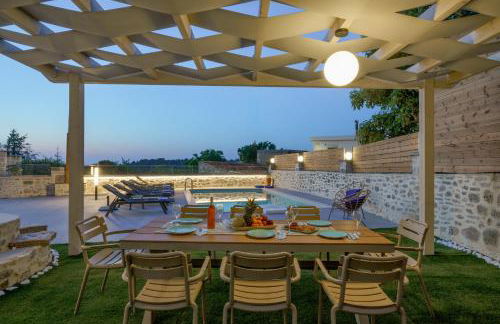 Villa Angelo, Traditional Cretan Stone Villa with Pool & Countryside Views - Foto 52