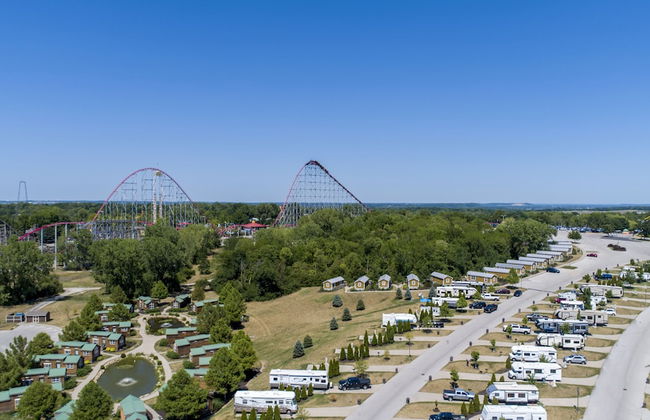 Worlds of Fun Village - Foto 1