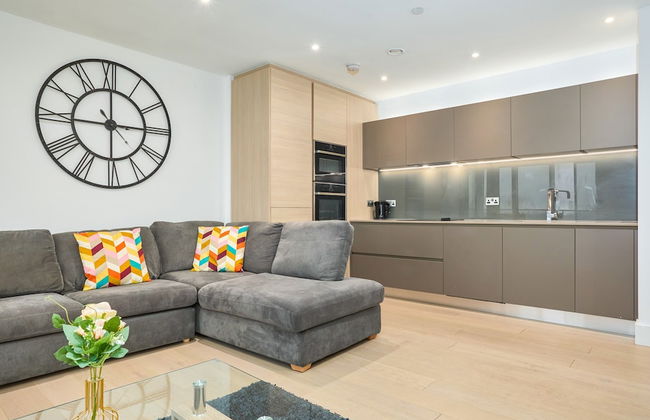 Impeccable 3-bed Apartment in London - Foto 15