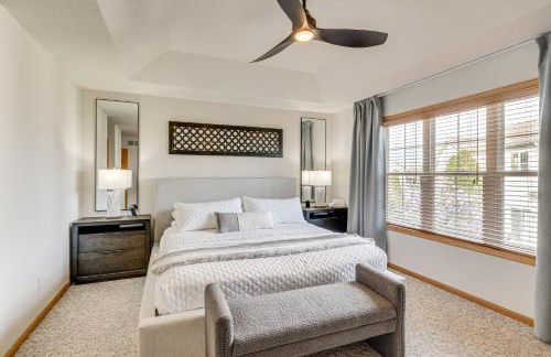 Luxury Prairie Retreat 5 Min from Madison! - Photo 24