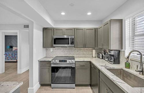 One Bedroom Steps Away From The Beach! - Foto 8