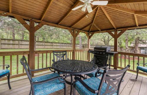 The Cozy Cottage Getaway - Private Pool & Hot Tub - Foto 47