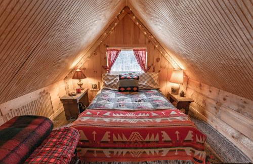 Cozy Log Cabin with an Indoor Fireplace Located on 70 Forested Acres in Leicester, Vermont - Foto 31