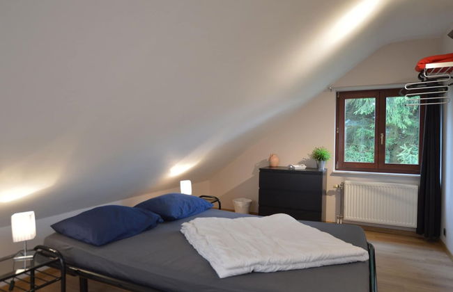 Nice Holiday Farmhouse Located in Sourbrodt near Ski Resort of Ovifat - Foto 2