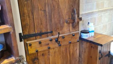 Cheerful, bright, cosy period cottage with hot tub - Foto 5