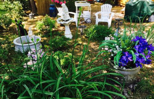 Clear Pond Getaway - Photo 45