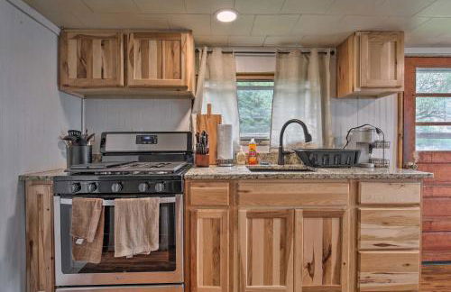 Lakefront Minocqua Cabin with Dock and Fire Pit! - Foto 7