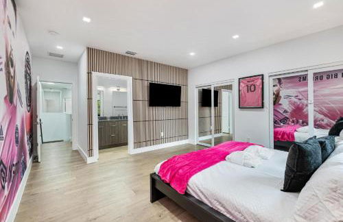 Luxury Home with Inter Miami Theme - Photo 65