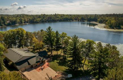 Whitefish Lake Home with Heated Indoor Pool - Foto 6