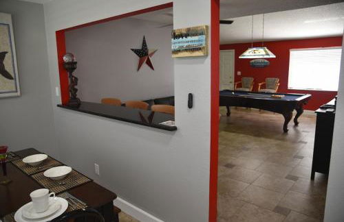 Perfecto Mundo 2, Orlando Area 4BR-2B-Outdoor Pool-Jacuzzi-Billiard - Foto 19