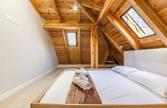 Authentic Villa Apartment - Photo 5