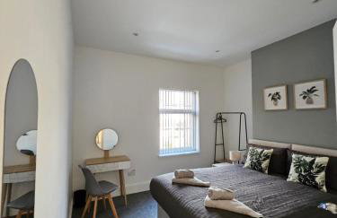 By the Joyous Stays - House with home comforts - Foto 29