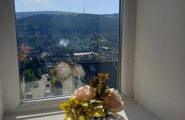 Mabon House near Zip World Tower and Bike Park Wales - Foto 49