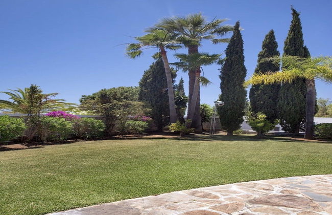 Modern Versace-themed Villa - Foto 27