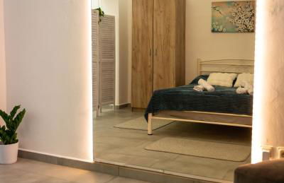 Bill and Dim in Xrisoupoli - Photo 17