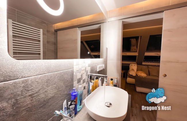 Dragons Nest: Cozy & Modern Attic Loft Nuremberg - Foto 52