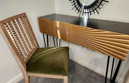 Modern Home2Home - Easy Centre Access & Free Parking - Foto 27