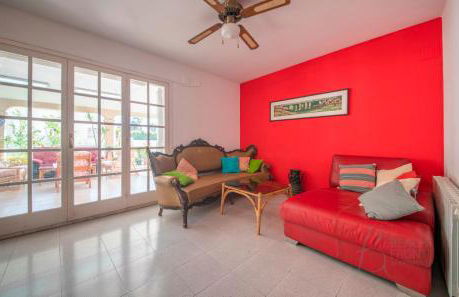 R153 - Espaciosa Villa con Piscina Privada en Coma - Foto 26