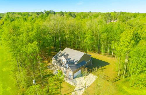 Serene Stay 4BR Pets Board Games Near Golf - Foto 1