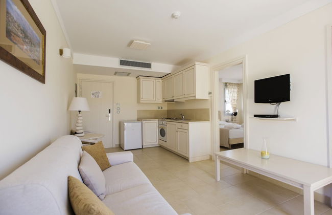 Almiriki Chios Rooms & Apartments - Photo 11