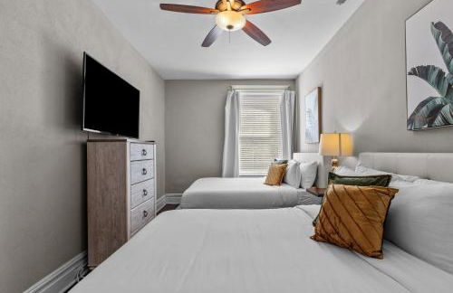 Cozy Shaw Sanctuary | JZ Vacation Rentals - Photo 24