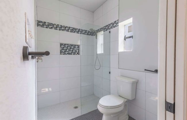 La Casita: Hot-tub & Firepit, 15 min to Fred! - Foto 11