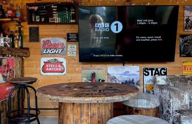 The Follonsby hot tub Retreat with own bar near city centre - Foto 51