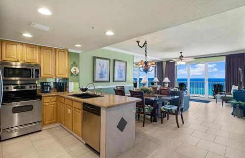 Beachfront Bliss Luxe 3BR Condo at Marisol Complex - Foto 1