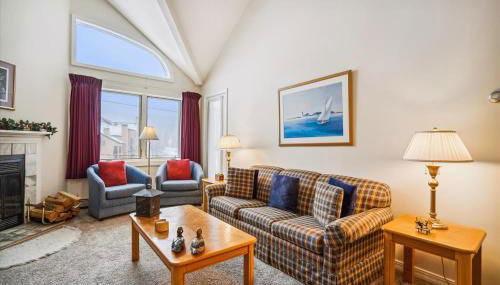 Charming 2-Bedroom Slopeside at Pico Mountain E304 - Foto 5